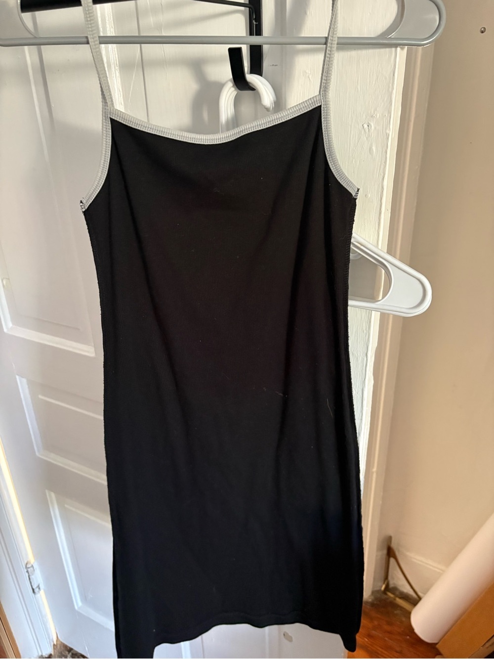 Black Contrast-Trim Scoop Neck mini dress